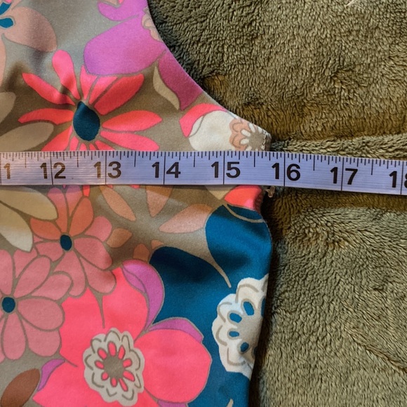 Girls Plus Knit Longline Sport Bra Size XL (14/16)Plus Green Pink Floral - Picture 8 of 10